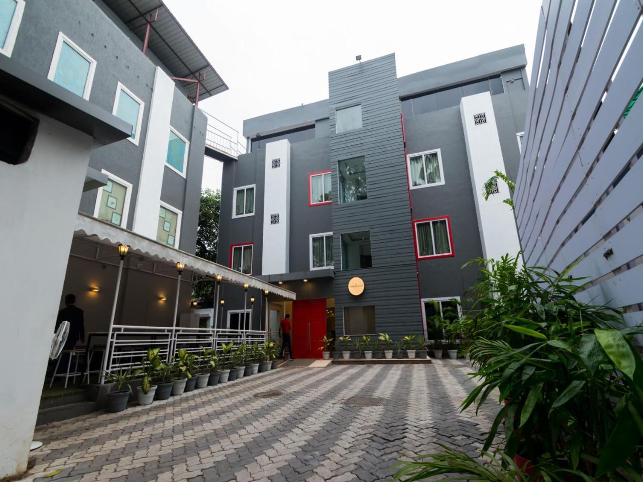 Oyo Townhouse 11 Esplanade Hotel Kolkata Exterior photo
